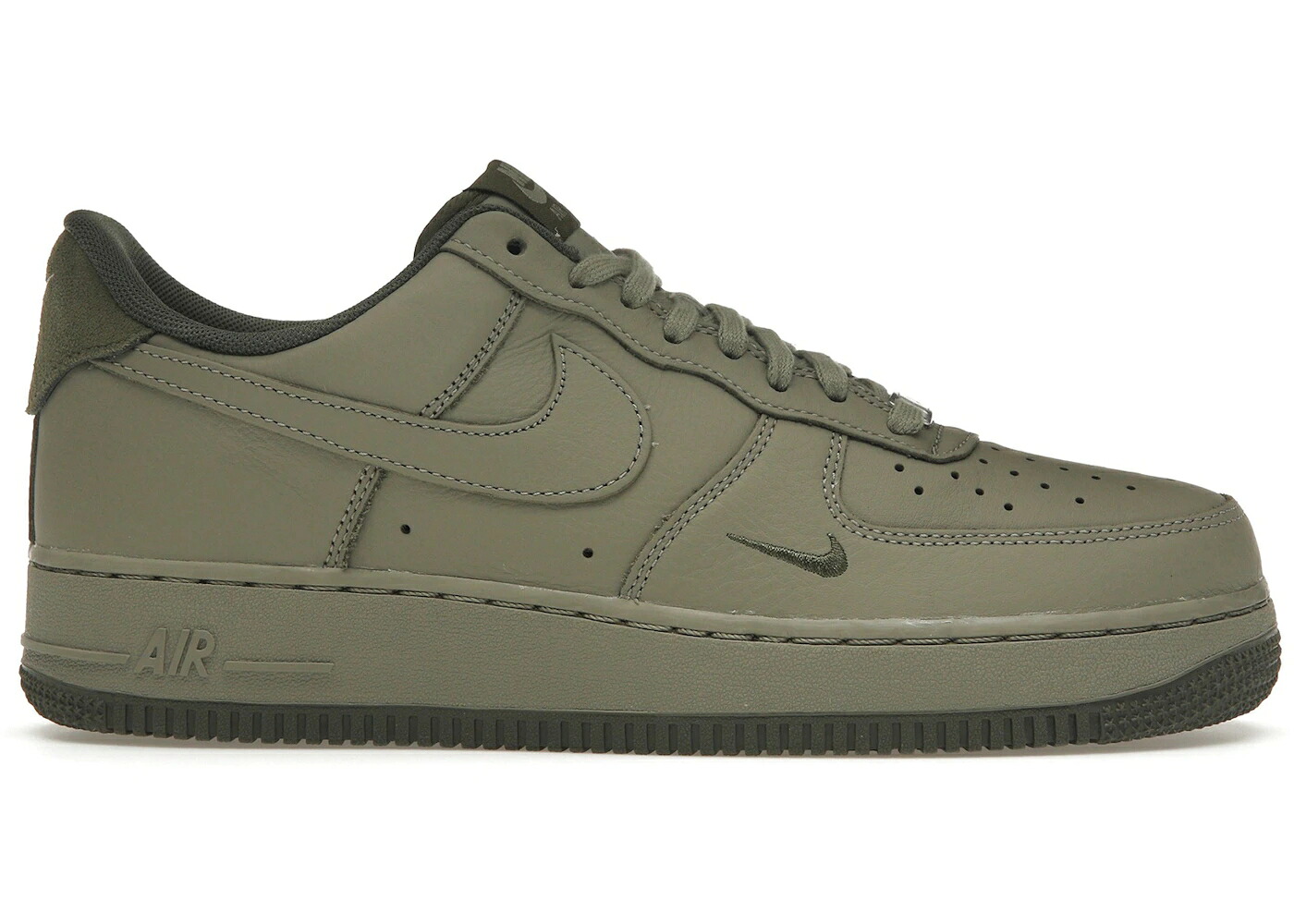 ナイキ アーミー カーゴ カーキ エアフォース 07 スニーカー メンズ NIKE AIR FORCE 1 LOW LV8 LIGHT ARMY CARGO KHAKI / LIGHT ARMY CARGO KHAKI LIGHT