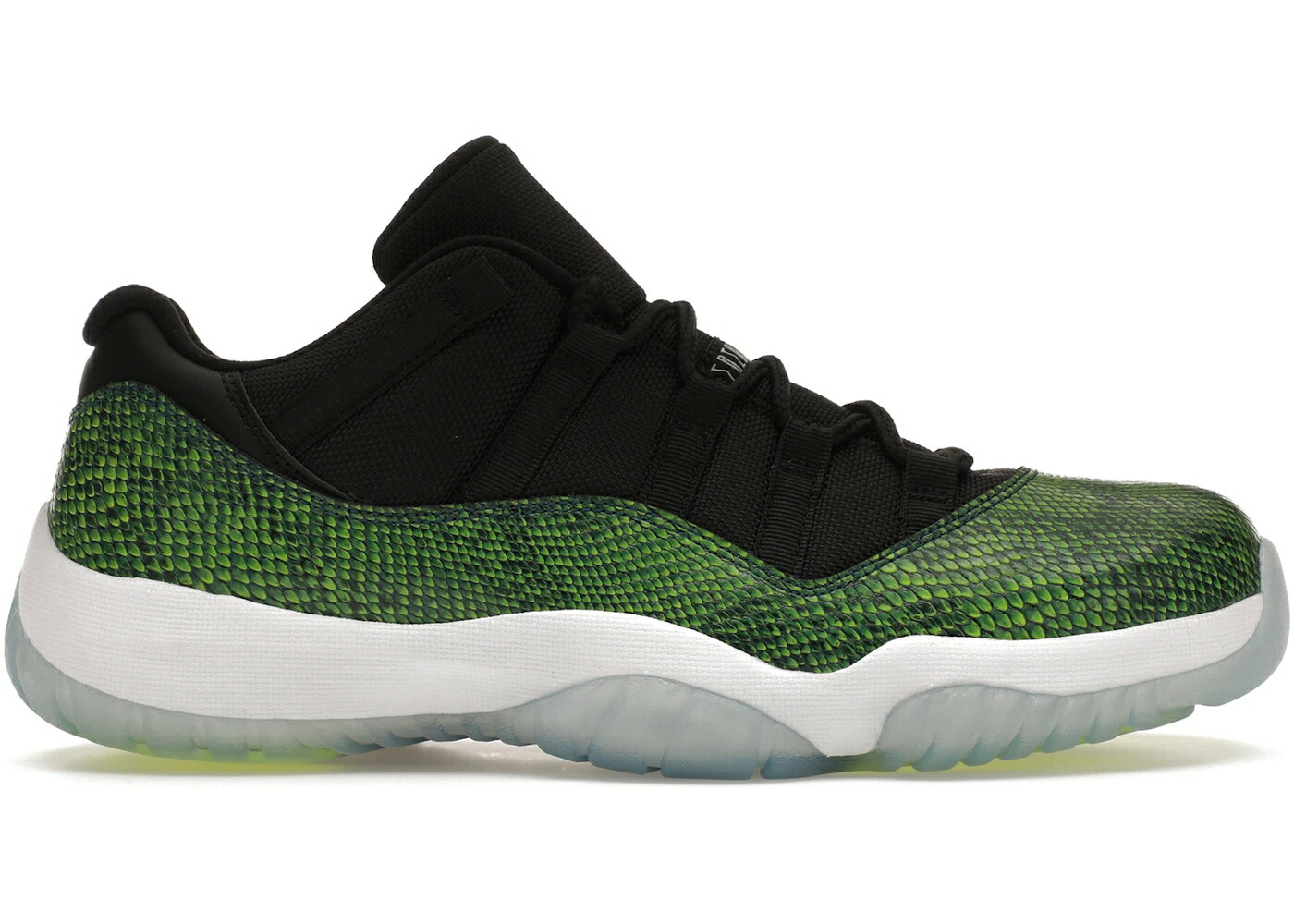 ナイキ ジョーダン 緑 グリーン 黒色 ブラック 白色 ホワイト スニーカー メンズ JORDAN 11 RETRO LOW GREEN SNAKESKIN / BLACK NIGHTSHADE WHITE VOLT