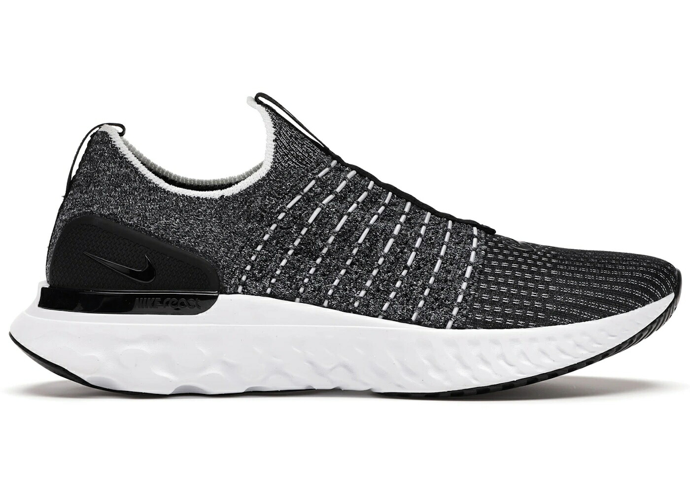 ナイキ リアクト ラン フライニット 黒色 ブラック 白色 ホワイト スニーカー メンズ NIKE REACT PHANTOM RUN FLYKNIT 2 BLACK WHITE BLEND / BLACK WHITE
