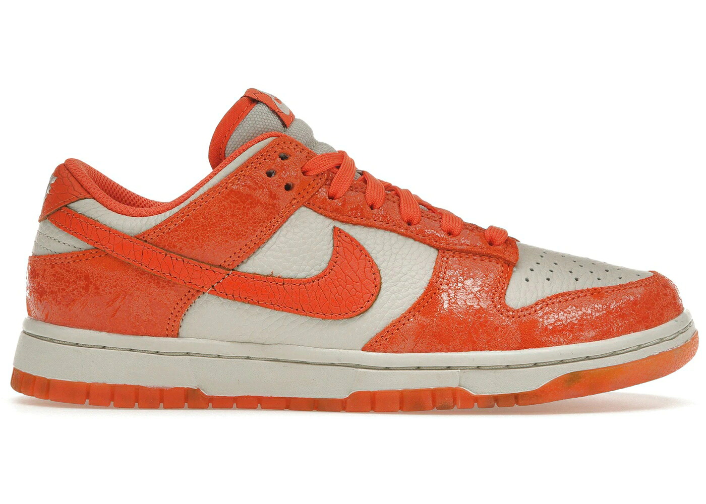ナイキ ダンク 橙 オレンジ色 レーザ ダンクロー WOMEN\u0027S スニーカー レディース NIKE DUNK LOW CRACKED ORANGE (WOMEN\u0027S) / LIGHT BONE SAFETY ORANGE LASER