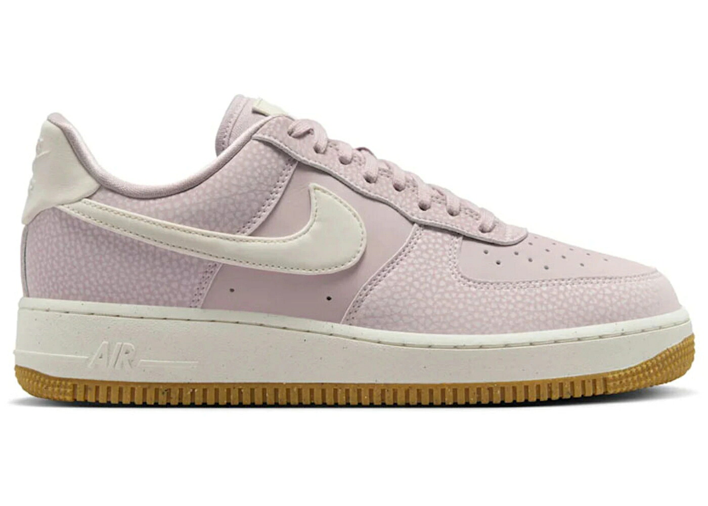 ナイキ プラチナム 紫 相撲取り草 空軍 \u002707 WOMEN\u0027S スニーカー レディース NIKE AIR FORCE 1 LOW NEXT NATURE PLATINUM VIOLET (WOMEN\u0027S) / LIGHT BONE PLATINUM VIOLET GUM