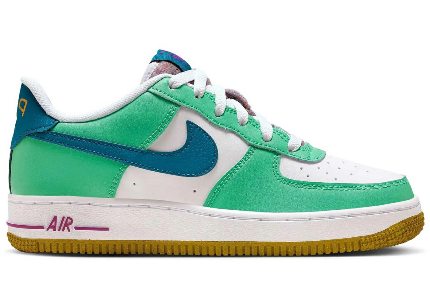 ナイキ 白色 ホワイト スプリング 緑 グリーン 紫 バイオレット エアフォース ジュニア キッズ NIKE AIR FORCE 1 LOW LV8 PLAY (GS) / WHITE SPRING GREEN HYPER VIOLET ベビー マタニティ スニーカー