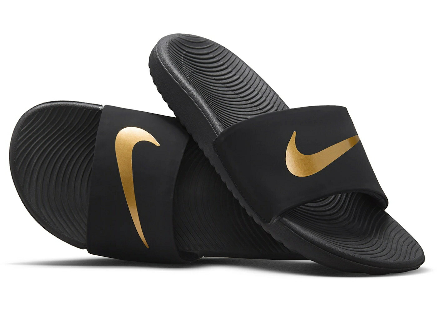 ナイキ サンダル 黒色 ブラック ゴールド ジュニア キッズ NIKE KAWA SLIDE BLACK METALLIC GOLD (GS) / BLACK METALLIC GOLD ベビー マタニティ スニーカー