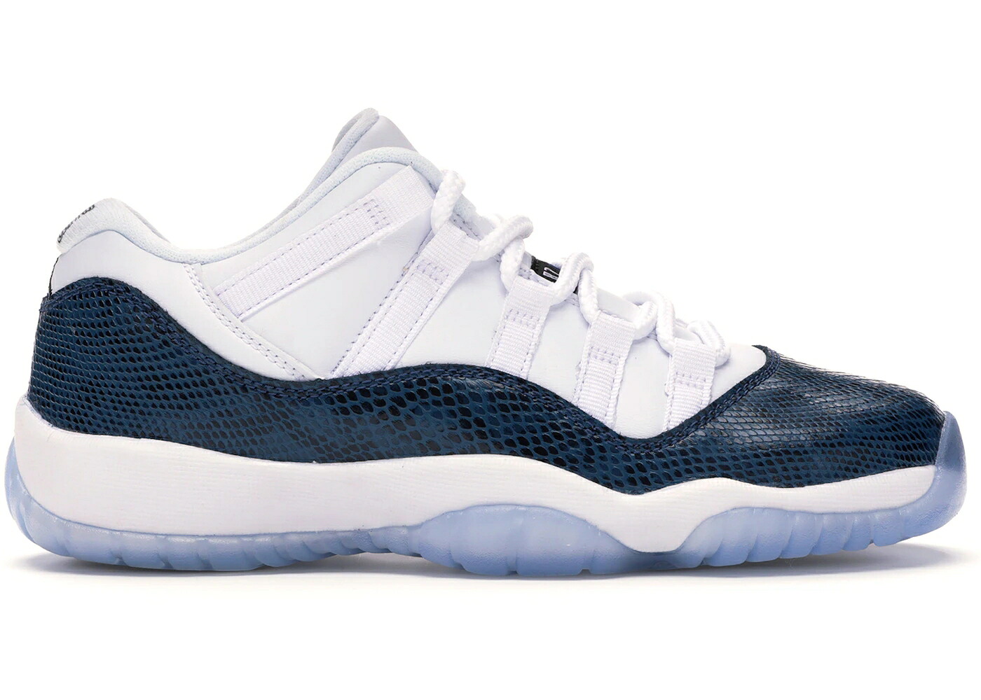 ナイキ ジョーダン 紺色 ネイビー 白色 ホワイト 黒色 ブラック ジュニア キッズ JORDAN 11 RETRO LOW SNAKE NAVY (2019) (GS) / WHITE BLACK NAVY ベビー マタニティ スニーカー｜スニケス