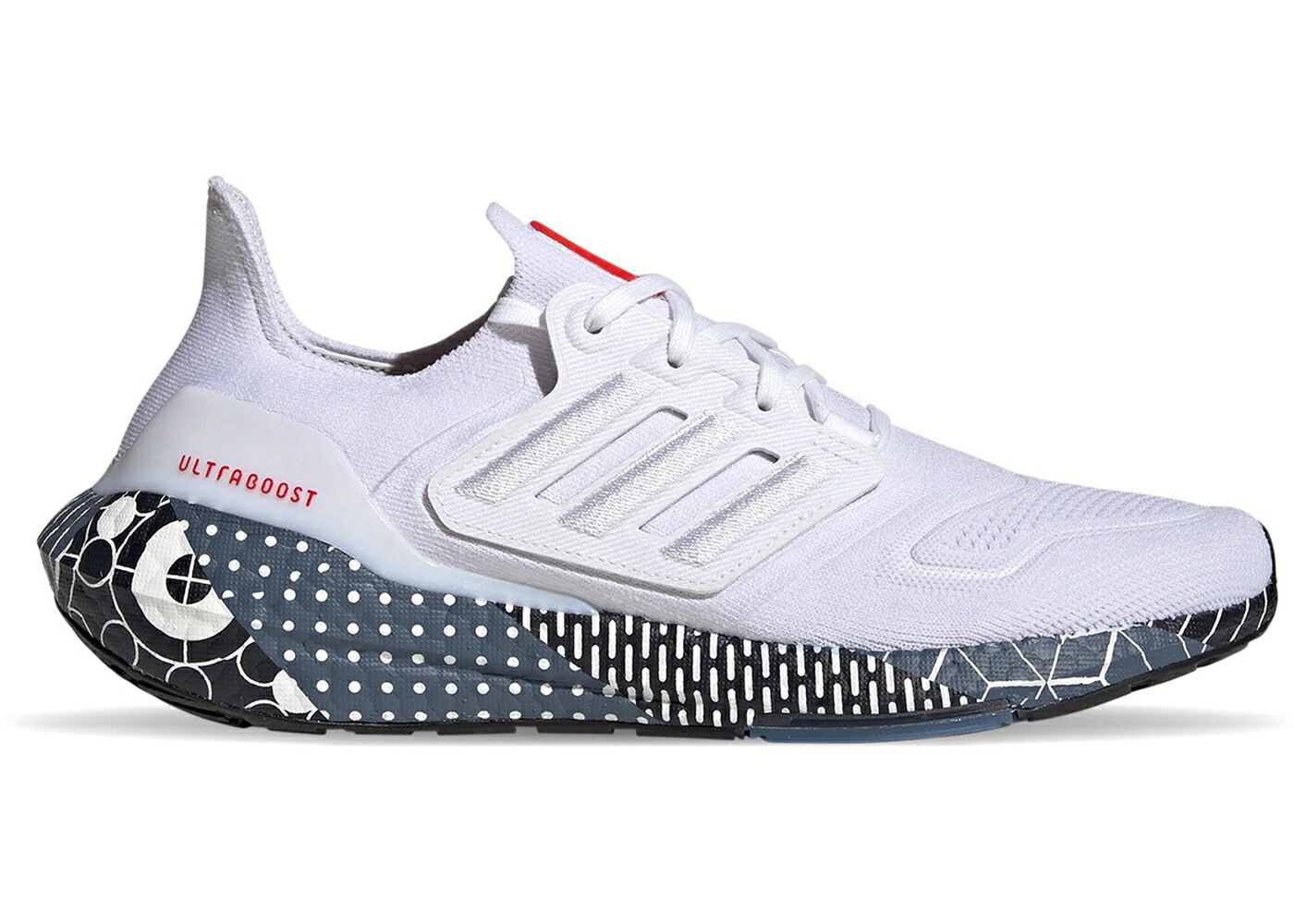 アディダス ウルトラ ブースト グラフィック 白色 ホワイト ウルトラブースト スニーカー メンズ ADIDAS ULTRA BOOST 22 PATCHWORKD GRAPHIC CLOUD WHITE / CLOUD WHITE CLOUD WHITE VIVID｜スニケス 33,865円