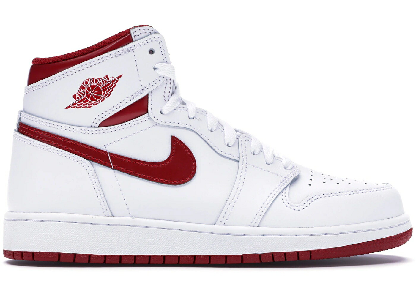 ナイキ ジョーダン 赤 レッド 白色 ホワイト ジュニア キッズ JORDAN 1 RETRO METALLIC RED (2017) (GS) / WHITE VARSITY RED ベビー マタニティ スニーカー