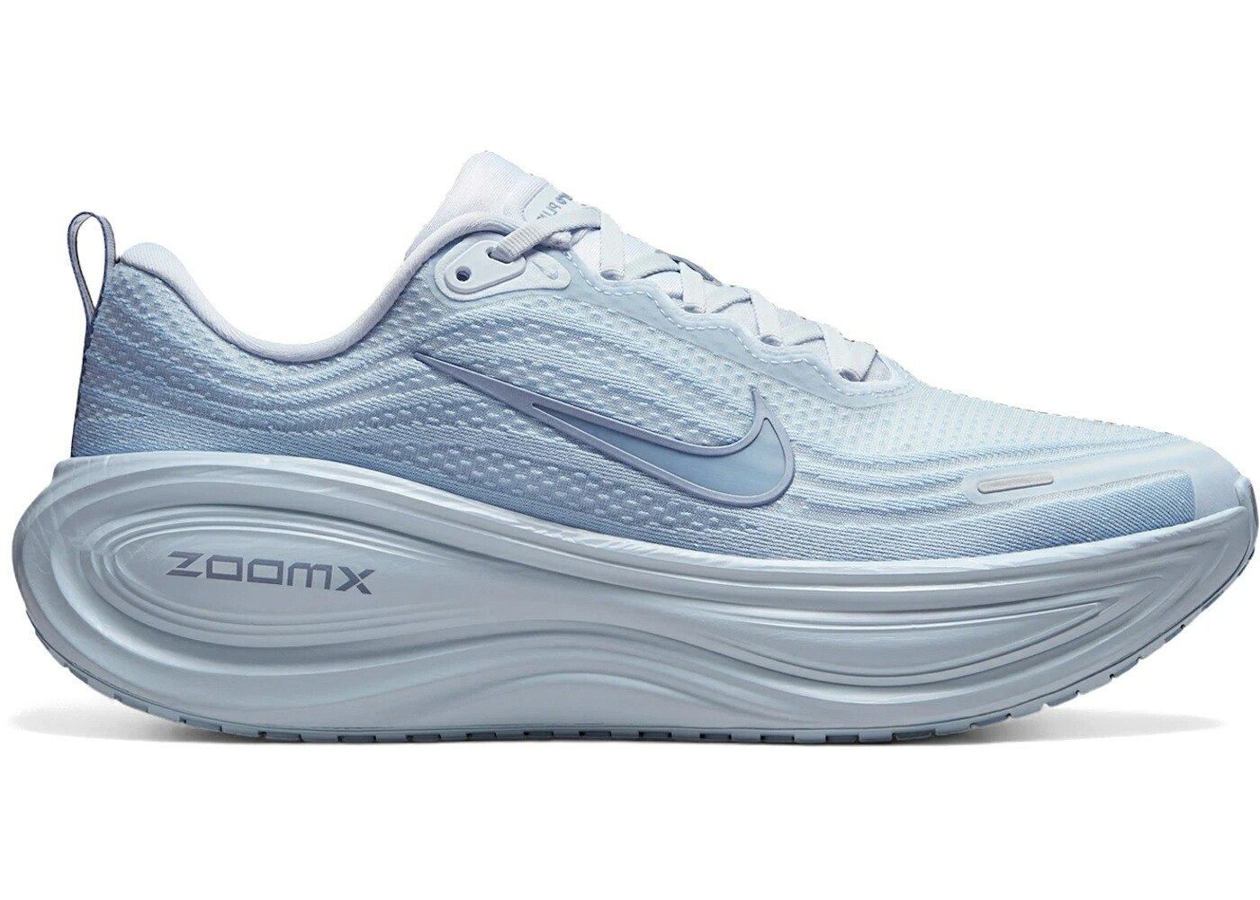 ナイキ 灰色 グレー 青色 ブルー スニーカー メンズ NIKE VOMERO PLUS FOOTBALL GREY ASHEN SLATE / FOOTBALL GREY LIGHT ARMORY BLUE｜スニケス