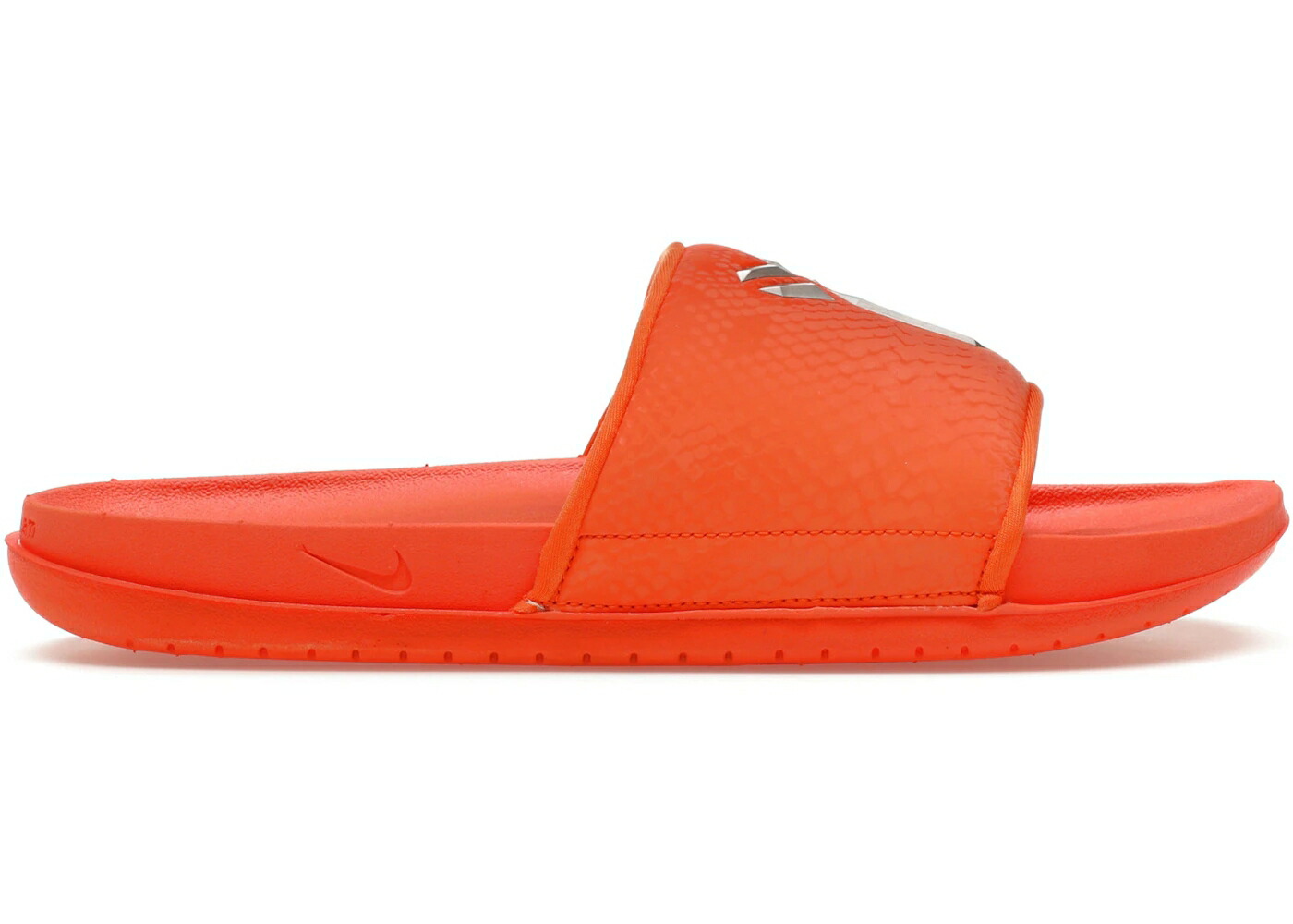 ナイキ コービー サンダル 橙 オレンジ 銀色 シルバー スニーカー メンズ NIKE KOBE OFFCOURT SLIDE SAFETY ORANGE / SAFETY ORANGE METALLIC SILVER 23,475円