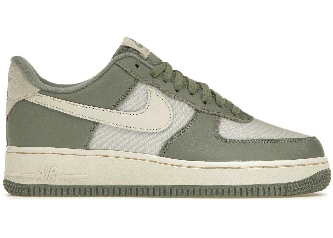 ナイキ 緑 グリーン エアフォース 07 スニーカー メンズ NIKE AIR FORCE 1 LOW LX MICA GREEN COCONUT MILK / MICA GREEN COCONUT MILK PHOTON
