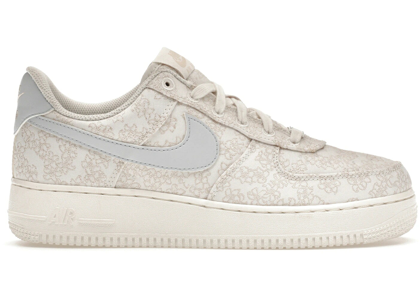 ナイキ 空軍 \u002707 WOMEN\u0027S スニーカー レディース NIKE AIR FORCE 1 LOW SE JACQUARD FLORAL EMBROIDERY (WOMEN\u0027S) / MULTI COLOR SAIL SANDDRIFT
