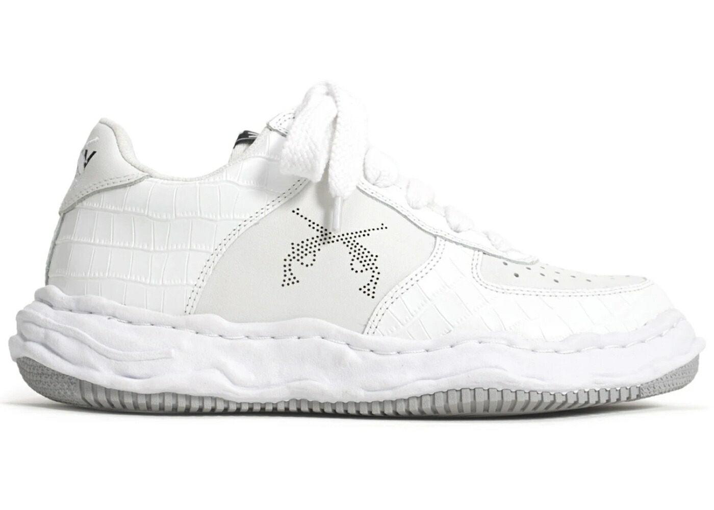 メゾン ミハラヤスヒロ レザー 白色 ホワイト スニーカー メンズ MAISON MIHARA YASUHIRO MAISON MIHARA YASUHIRO WAYNE OG SOLE LEATHER LOW ROARGUNS WHITE / WHITE WHITE
