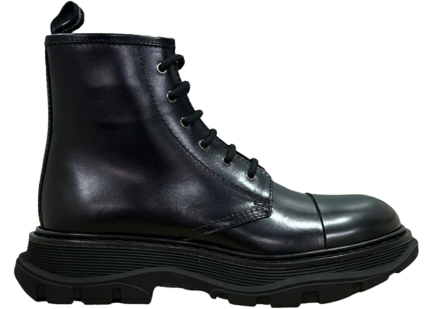 アレキサンダーマックイーン 武装戦闘 なめし革 ブーツ 黒いこと 黒いこと スニーカー メンズ ALEXANDER MCQUEEN ALEXANDER MCQUEEN TREAD LACE-UP COMBAT LEATHER BOOT BLACK /