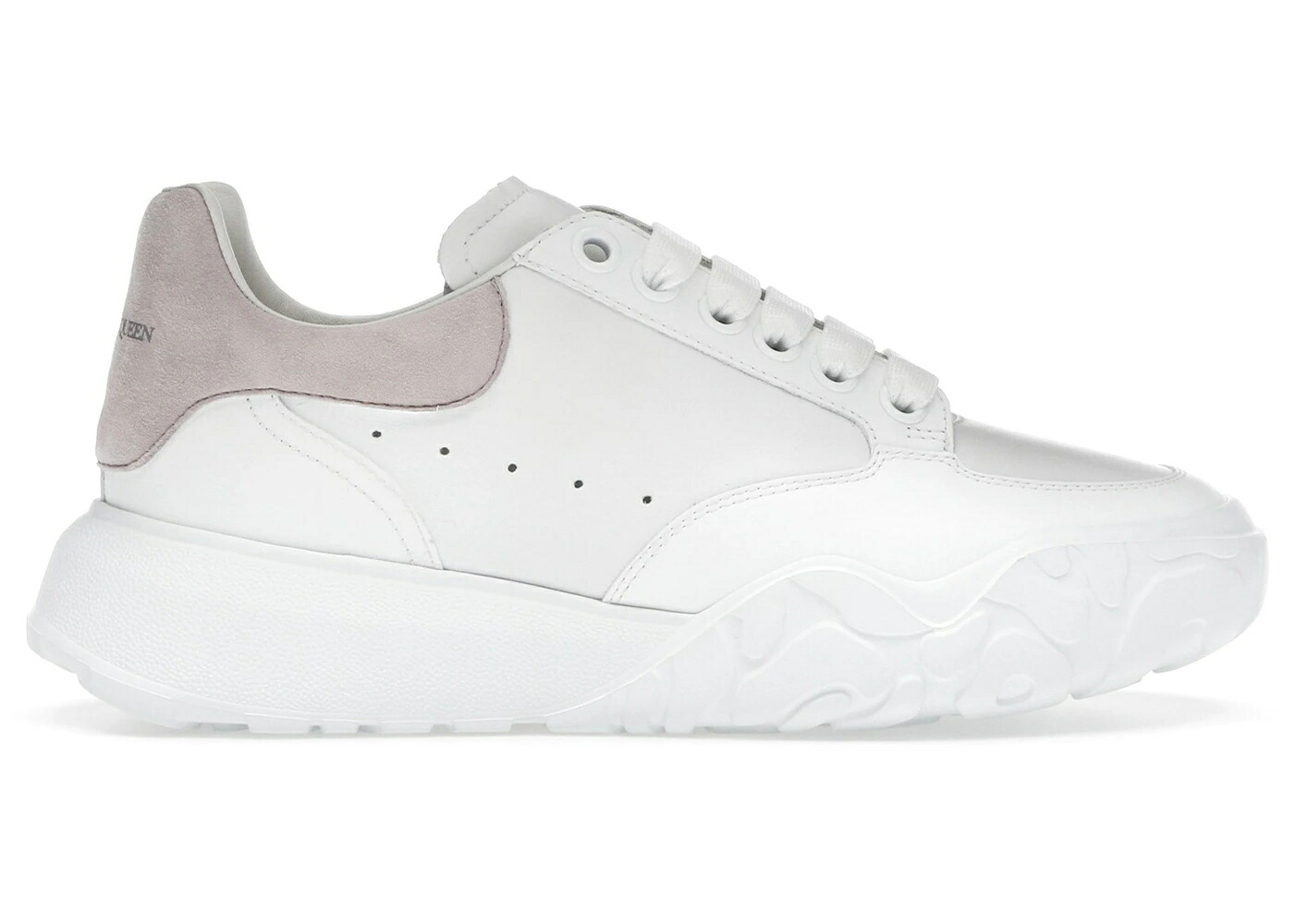 アレキサンダーマックイーン 厚地の外套 調教師 白いこと 白いこと WOMEN\u0027S スニーカー レディース ALEXANDER MCQUEEN ALEXANDER MCQUEEN OVERSIZED COURT TRAINER WHITE PATCHOULI (WOMEN\u0027S) / WHITE PATCHOULI