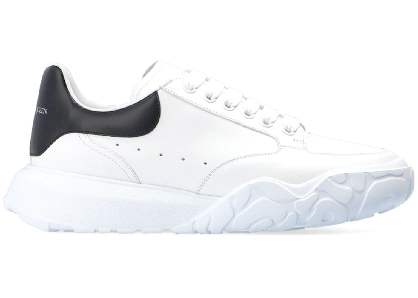 アレキサンダーマックイーン 厚地の外套 調教師 白いこと 白いこと 黒いこと 黒いこと スニーカー メンズ ALEXANDER MCQUEEN ALEXANDER MCQUEEN OVERSIZED COURT TRAINER WHITE BLACK / WHITE BLACK