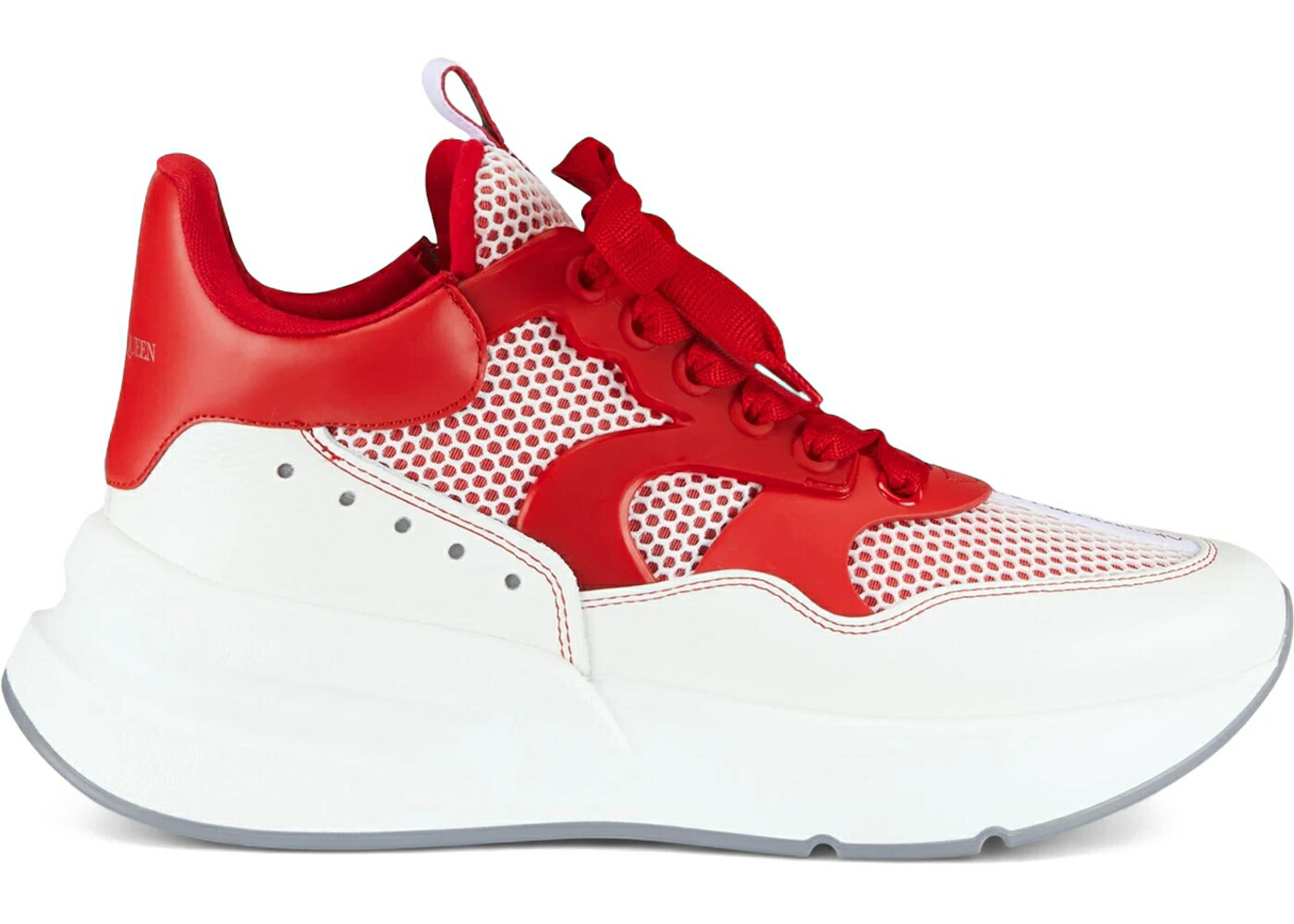 アレキサンダーマックイーン 白色 ホワイト 赤 レッド スニーカー メンズ ALEXANDER MCQUEEN ALEXANDER MCQUEEN OVERSIZED RUNNER WHITE RED / WHITE RED