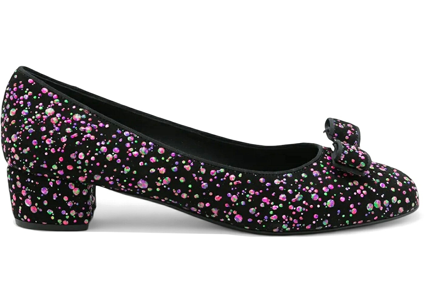 黒色 ブラック WOMEN'S スニーカー レディース FERRAGAMO VARA SEQUIN-EMBELLISHED PUMPS BLACK MULTI (WOMEN'S) / 66,715円