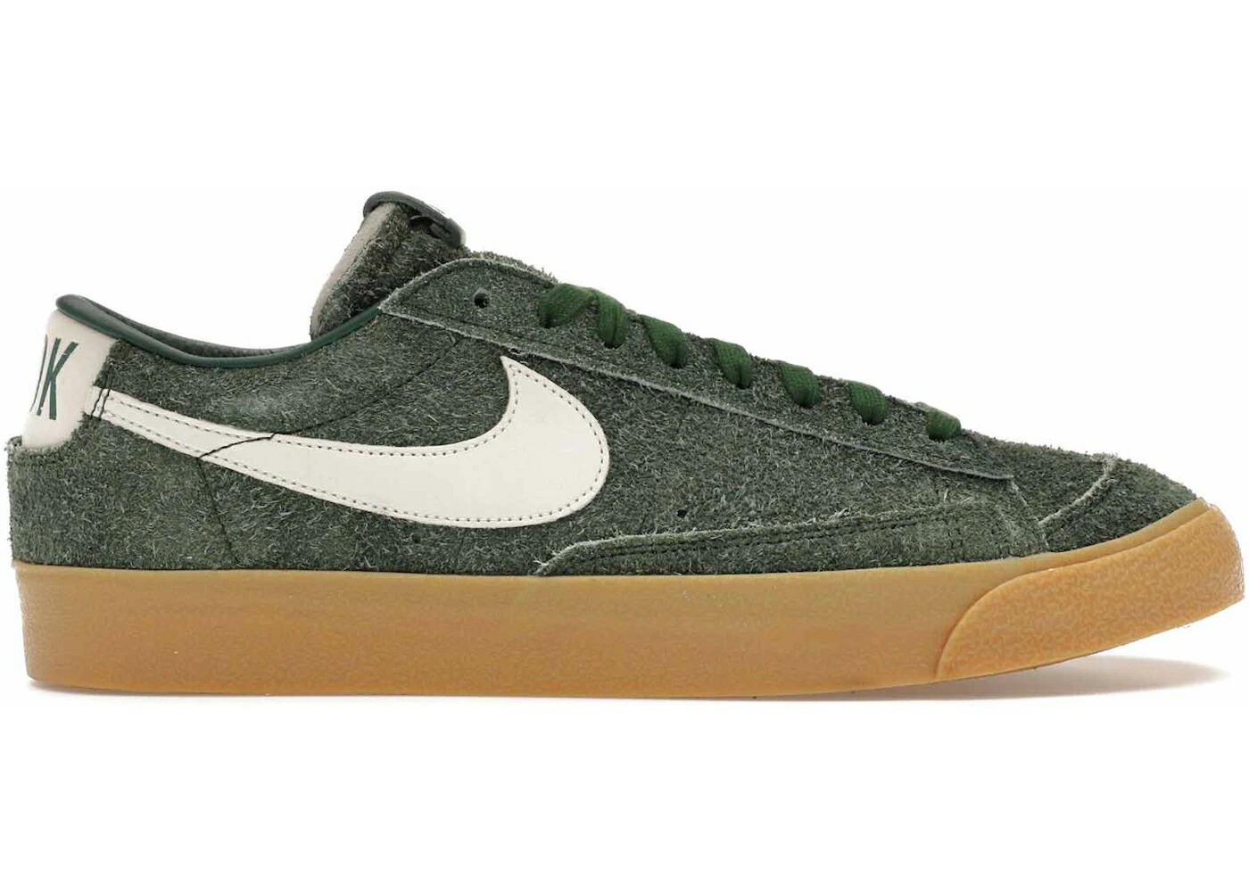 ナイキ ブレイザー チーム 緑 グリーン 黄色 イエロー スニーカー メンズ NIKE BLAZER LOW DEVIN BOOKER CHEVROLET TEAM DARK GREEN / TEAM DARK GREEN SAIL GUM YELLOW