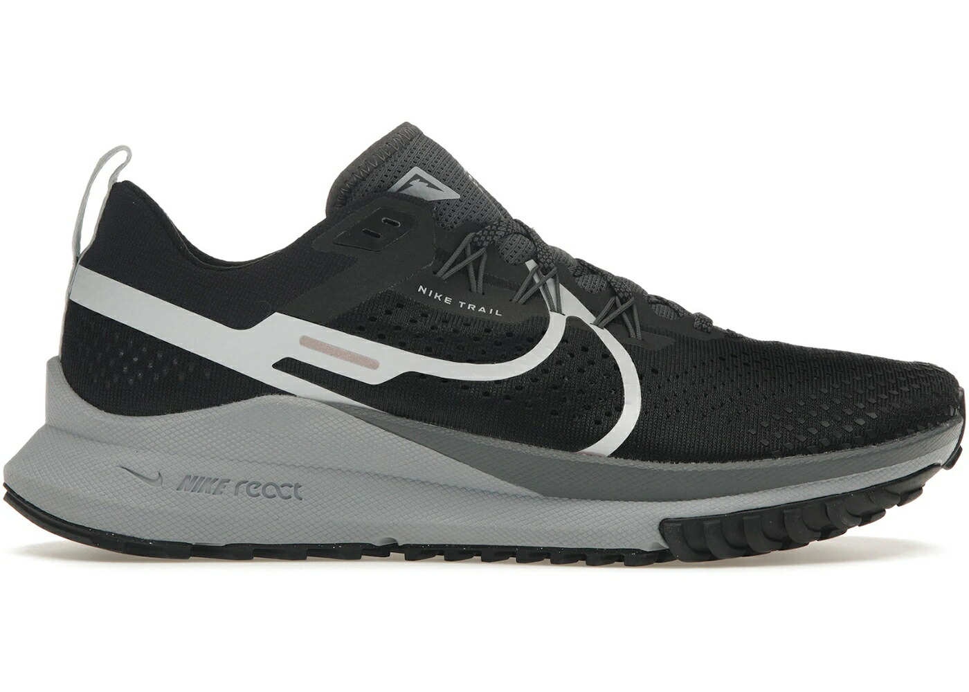 ナイキ リアクト ペガサス 黒色 ブラック 灰色 グレー オーラ スニーカー メンズ NIKE REACT PEGASUS TRAIL 4 BLACK DARK GREY / BLACK DARK GREY WOLF GREY AURA