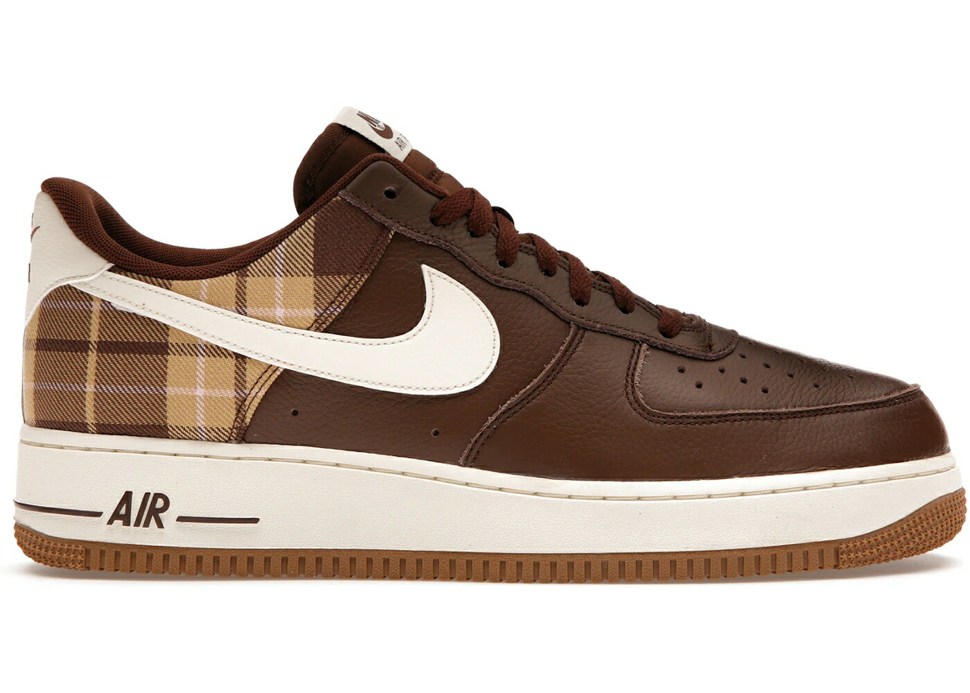 ナイキ 茶色 ブラウン アイボリー エアフォース '07 スニーカー メンズ NIKE AIR FORCE 1 LOW LX BROWN PLAID / CACAO WOW PALE IVORY CACAO WOW 49,680円