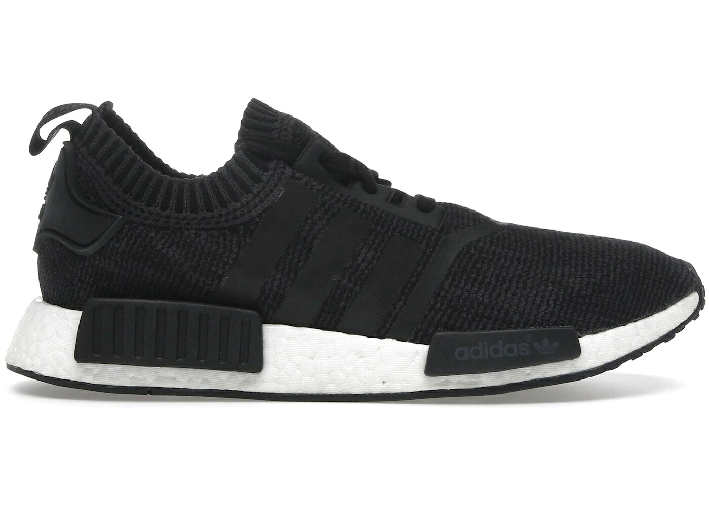 アディダス ウィンター コア 黒色 ブラック 白色 ホワイト スニーカー メンズ ADIDAS NMD R1 WINTER WOOL CORE BLACK / CORE BLACK CORE BLACK WHITE｜スニケス
