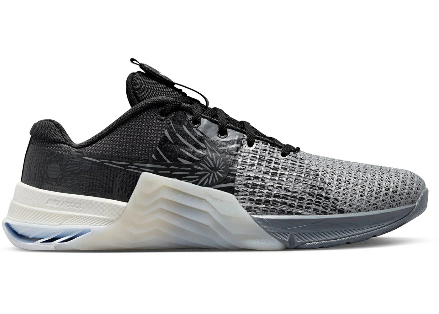 ナイキ アンプ 灰色 グレー スニーカー メンズ NIKE METCON 8 AMP DARK SMOKE GREY / DARK SMOKE GREY SMOKE GREY LIGHT