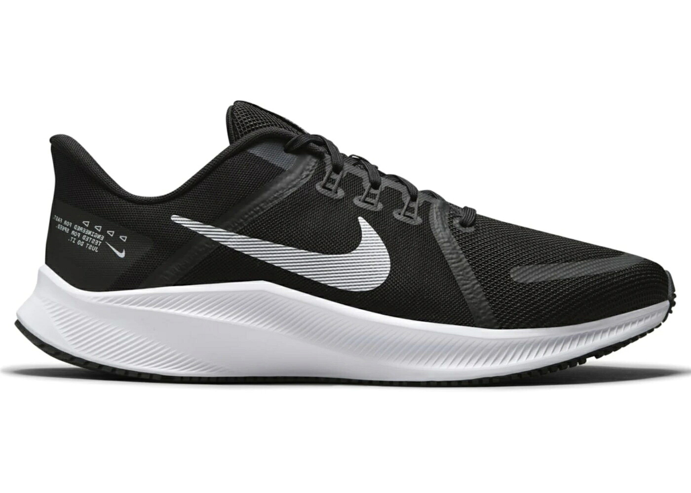 ナイキ 黒色 ブラック 白色 ホワイト 灰色 グレー スニーカー メンズ NIKE QUEST 4 BLACK WHITE / BLACK DARK SMOKE GREY WHITE｜スニケス 40,365円