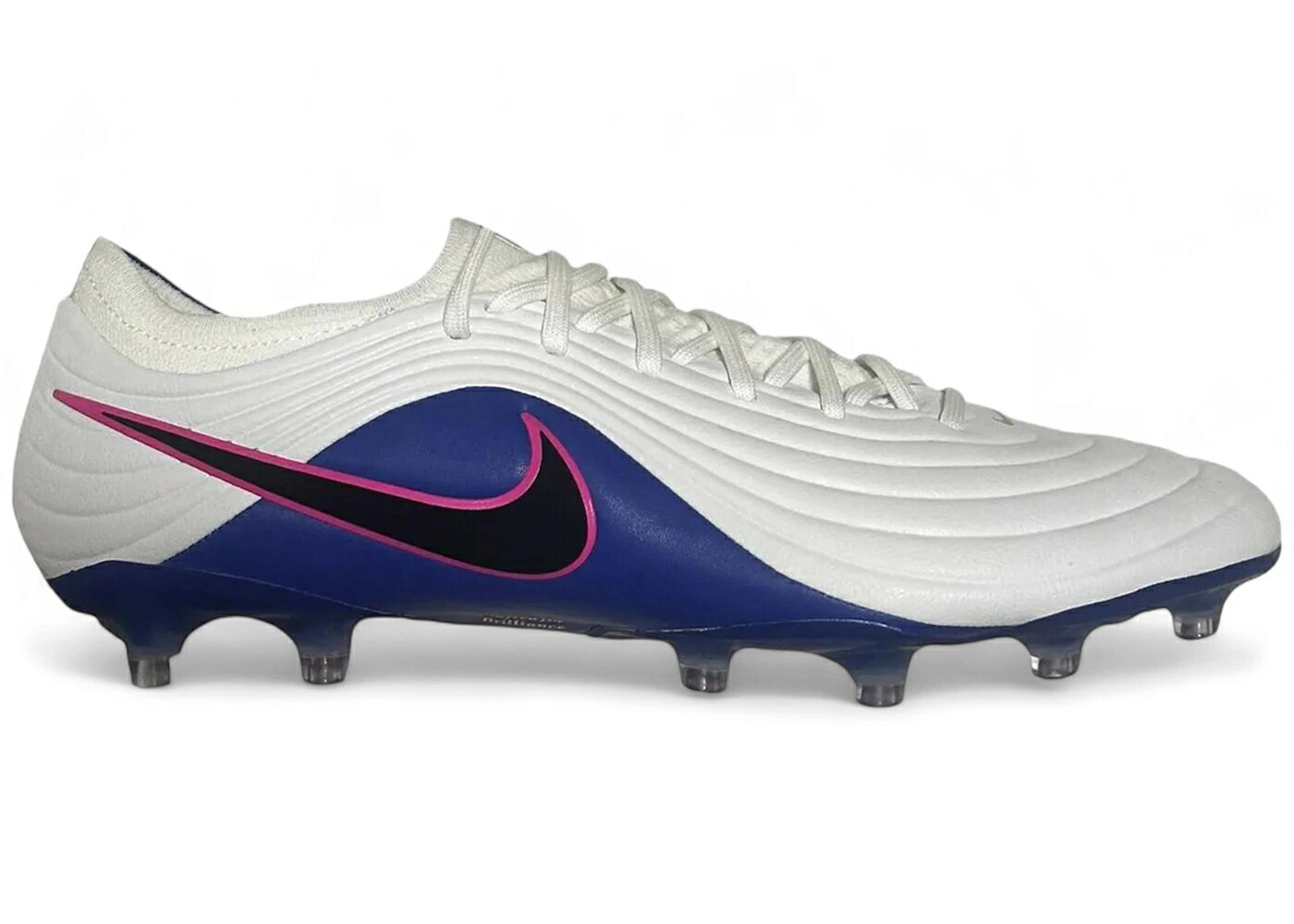 ナイキ ティエンポ エリート 白色 ホワイト 黒色 ブラック 青色 ブルー ピンク ブラスト スニーカー メンズ NIKE TIEMPO MAESTRO ELITE AG-PRO WHITE BLACK RACER BLUE PINK BLAST / WHITE RACER BLUE PINK BLAST