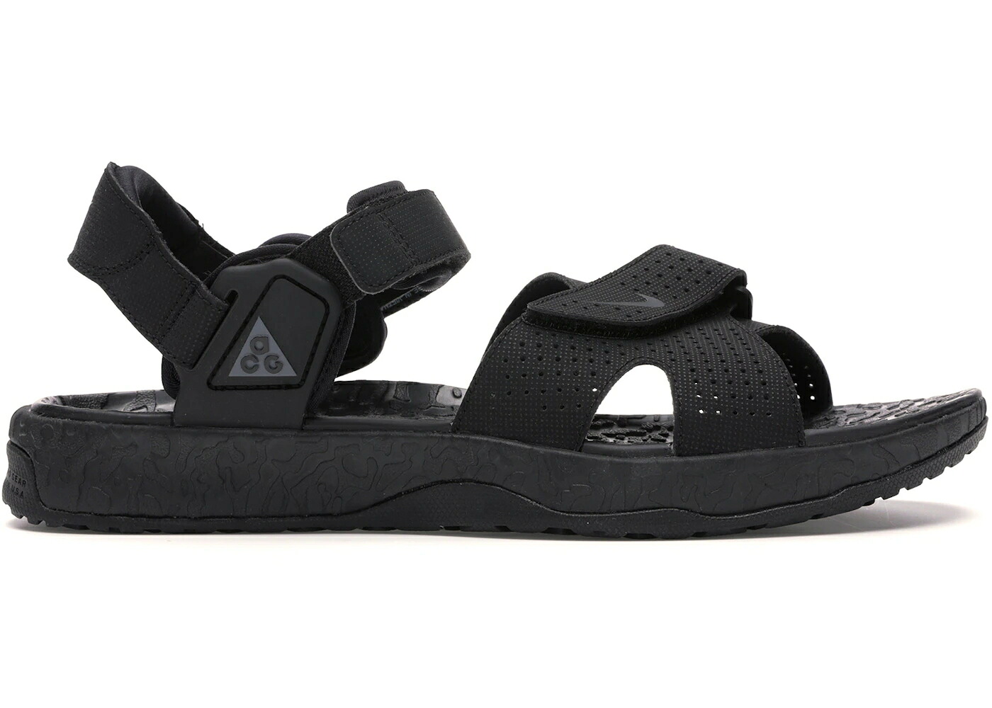 ナイキ 黒色 ブラック 灰色 グレー スニーカー メンズ NIKE ACG AIR DESCHUTZ TRIPLE BLACK / BLACK IRON GREY OFF NOIR