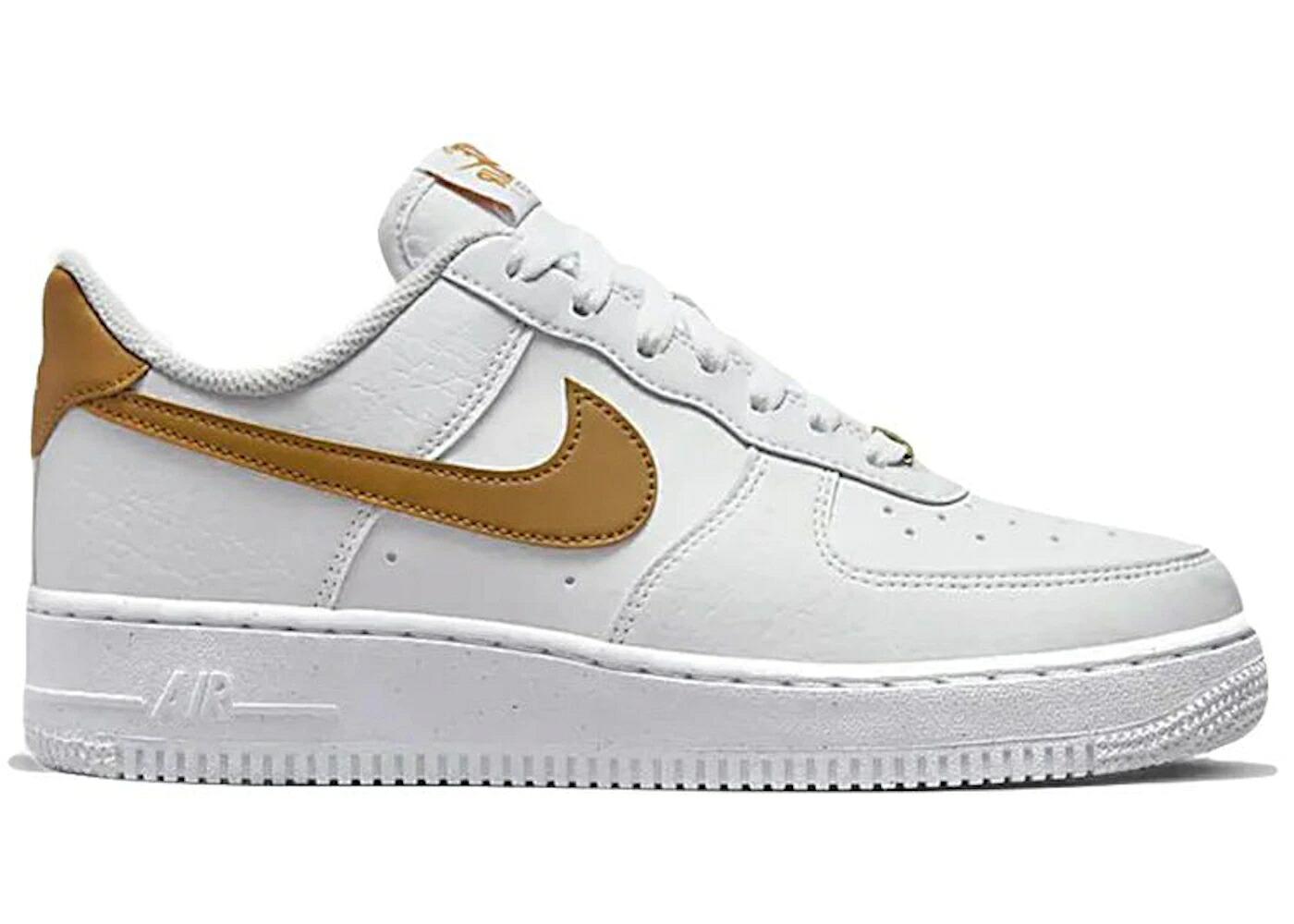 ナイキ 白いこと 白いこと ゴールド スエードクロス スウェード 空軍 WOMEN\u0027S スニーカー レディース NIKE AIR FORCE 1 LOW NEXT NATURE WHITE GOLD (WOMEN\u0027S) / WHITE WHITE GOLD SUEDE