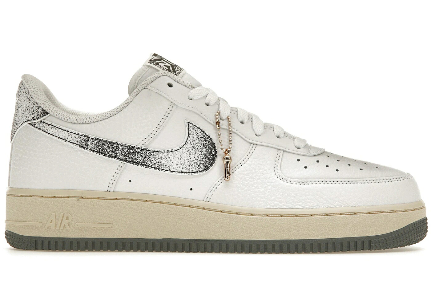 ナイキ 白いこと 白いこと 薄墨色 薄墨色 空軍 スニーカー メンズ NIKE AIR FORCE 1 LOW CLASSICS 50 YEARS OF HIP-HOP / WHITE SMOKE GREY BEACH WHITE