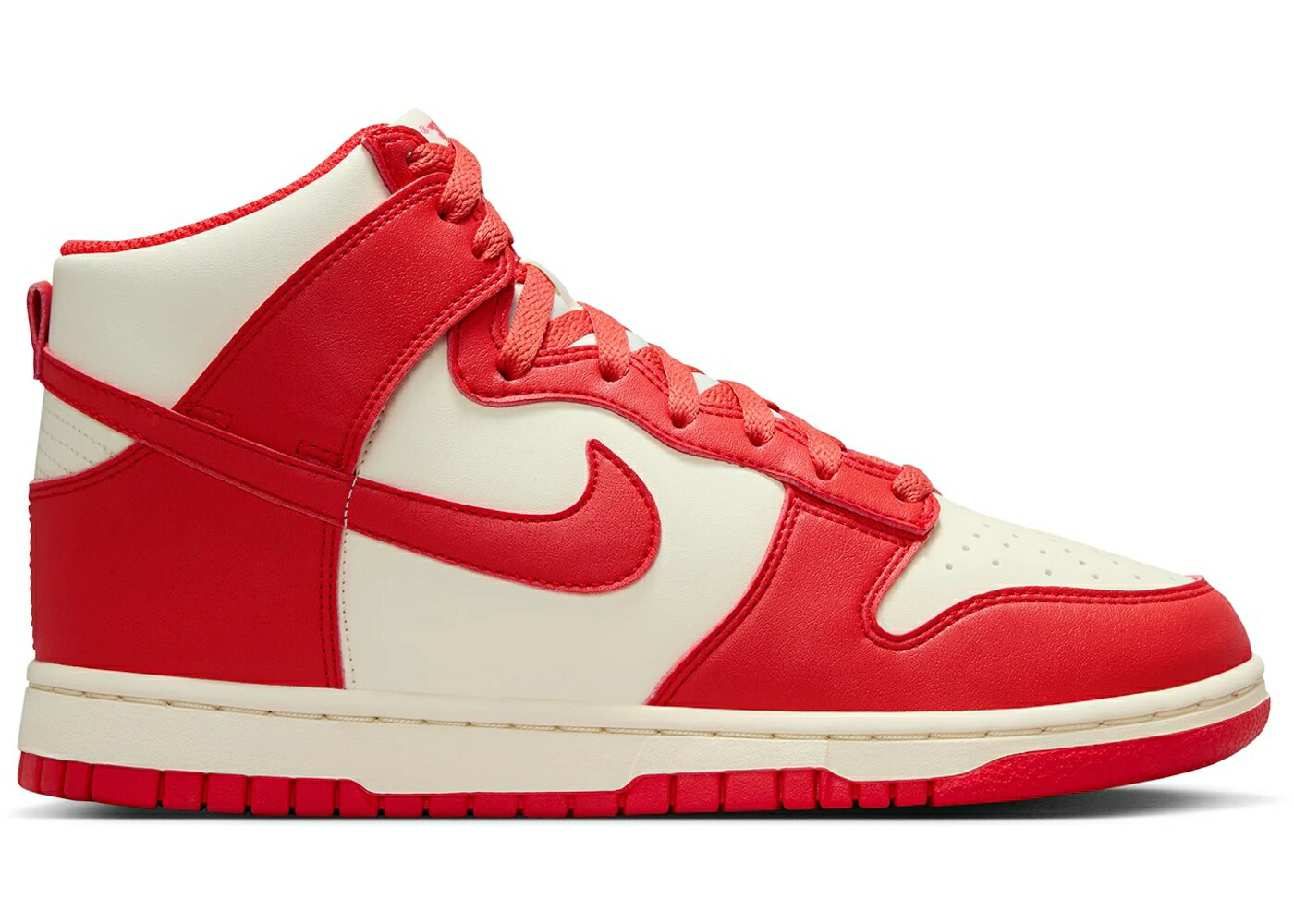 ナイキ ダンク ご機嫌 クリムゾン ダンクハイ WOMEN\u0027S スニーカー レディース NIKE DUNK HIGH NEXT NATURE COCONUT MILK LIGHT CRIMSON (WOMEN\u0027S) / COCONUT MILK LIGHT CRIMSON 靴-レディース靴-スニーカー