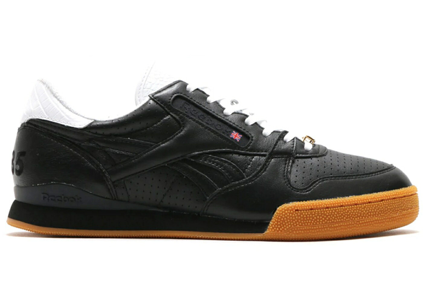 リーボック フェイズ スニーカー 運動靴 黒色 ブラック 白色 ホワイト スニーカー メンズ REEBOK PHASE 1 PACKER SHOES CORNER 85 / BLACK WHITE GUM