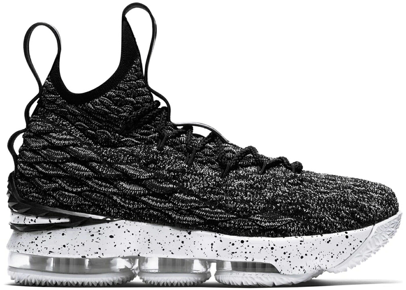 ナイキ レブロン 黒色 ブラック 白色 ホワイト ジュニア キッズ NIKE LEBRON 15 ASHES (GS) / BLACK WHITE WHITE ベビー マタニティ スニーカー|スニケス