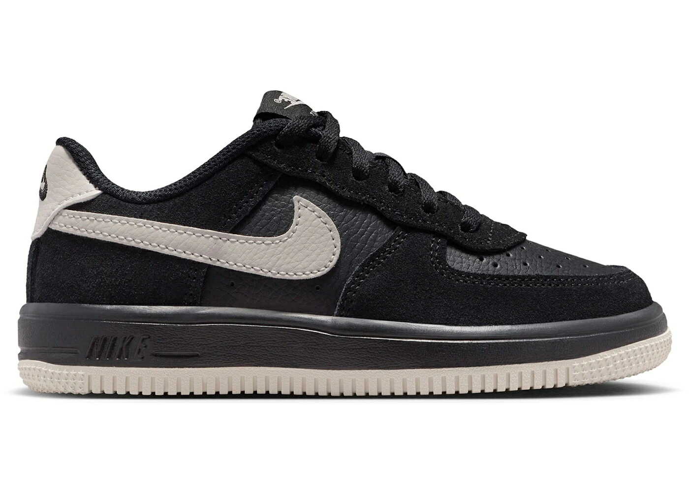 ナイキ 黒色 ブラック ジュニア キッズ NIKE FORCE 1 LOW LV8 2 BLACK LIGHT BONE (PS) / BLACK LIGHT BONE ベビー マタニティ スニーカー 38,415円