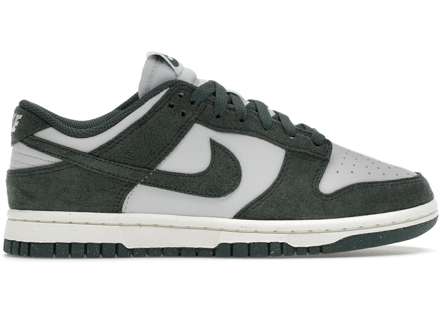 ナイキ ダンク 緑 緑であること ビンテージ ヴィンテージ ダンクロー WOMEN\u0027S スニーカー レディース NIKE DUNK LOW NEXT NATURE VIINTAGE GREEN (WOMEN\u0027S) / PHOTON DUST VINTAGE GREEN SAIL