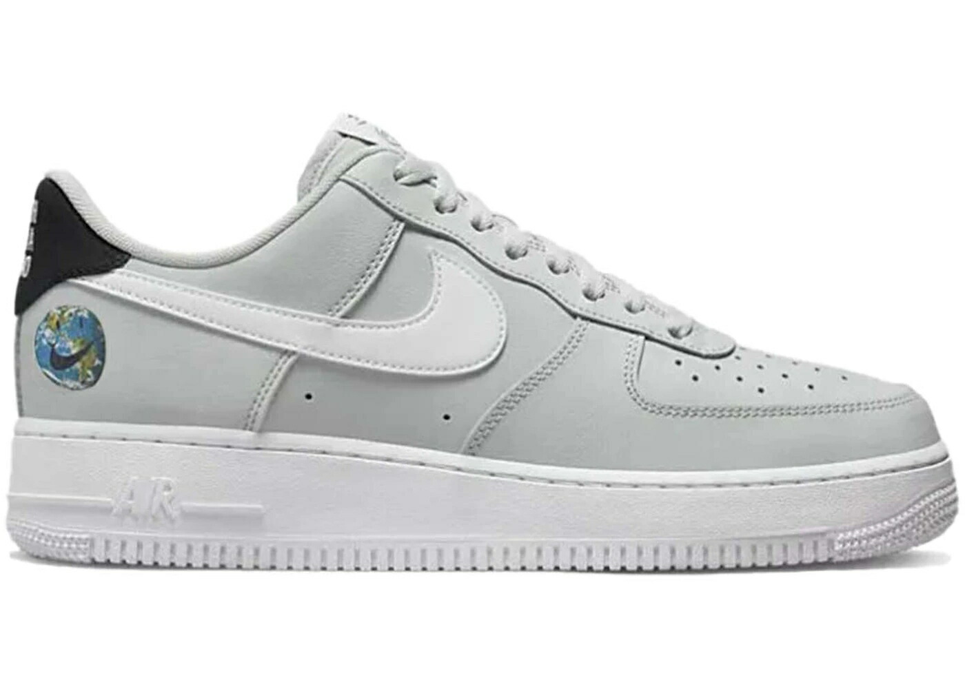 ナイキ 灰色 グレー 白色 ホワイト 黒色 ブラック エアフォース スニーカー メンズ NIKE AIR FORCE 1 LOW HAVE A DAY EARTH / GREY WHITE BLACK