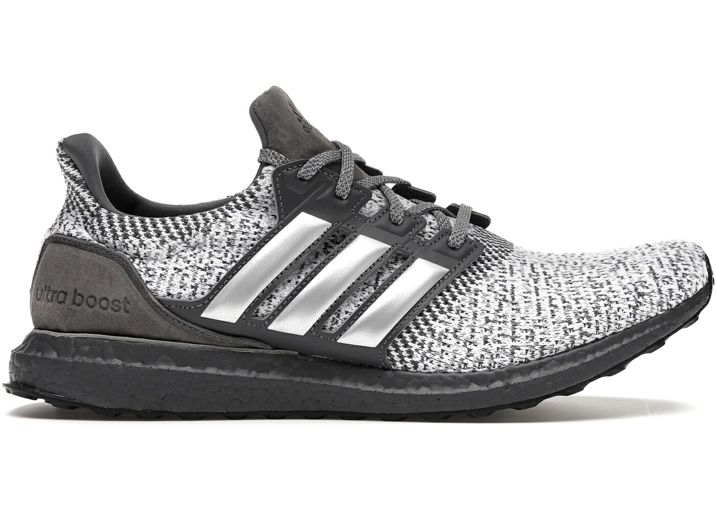 アディダス ウルトラ ブースト 灰色 グレー 銀色 シルバー ウルトラブースト スニーカー メンズ ADIDAS ULTRA BOOST DNA GREY SILVER / GREY FIVE SILVER METALLIC GREY｜スニケス