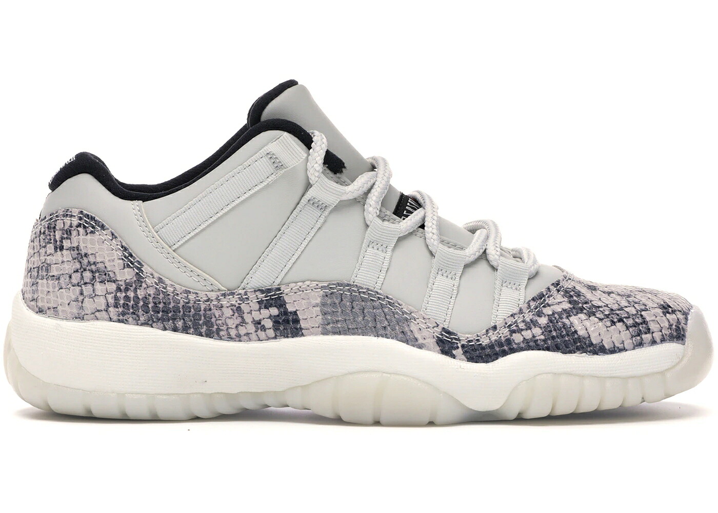 ナイキ ジョーダン 薄墨色 薄墨色 白いこと 白いこと お坊っちゃん キッズ JORDAN 11 RETRO LOW SNAKE LIGHT BONE (GS) / LIGHT BONE SMOKE GREY WHITE もの言う花 マタニティ スニーカー