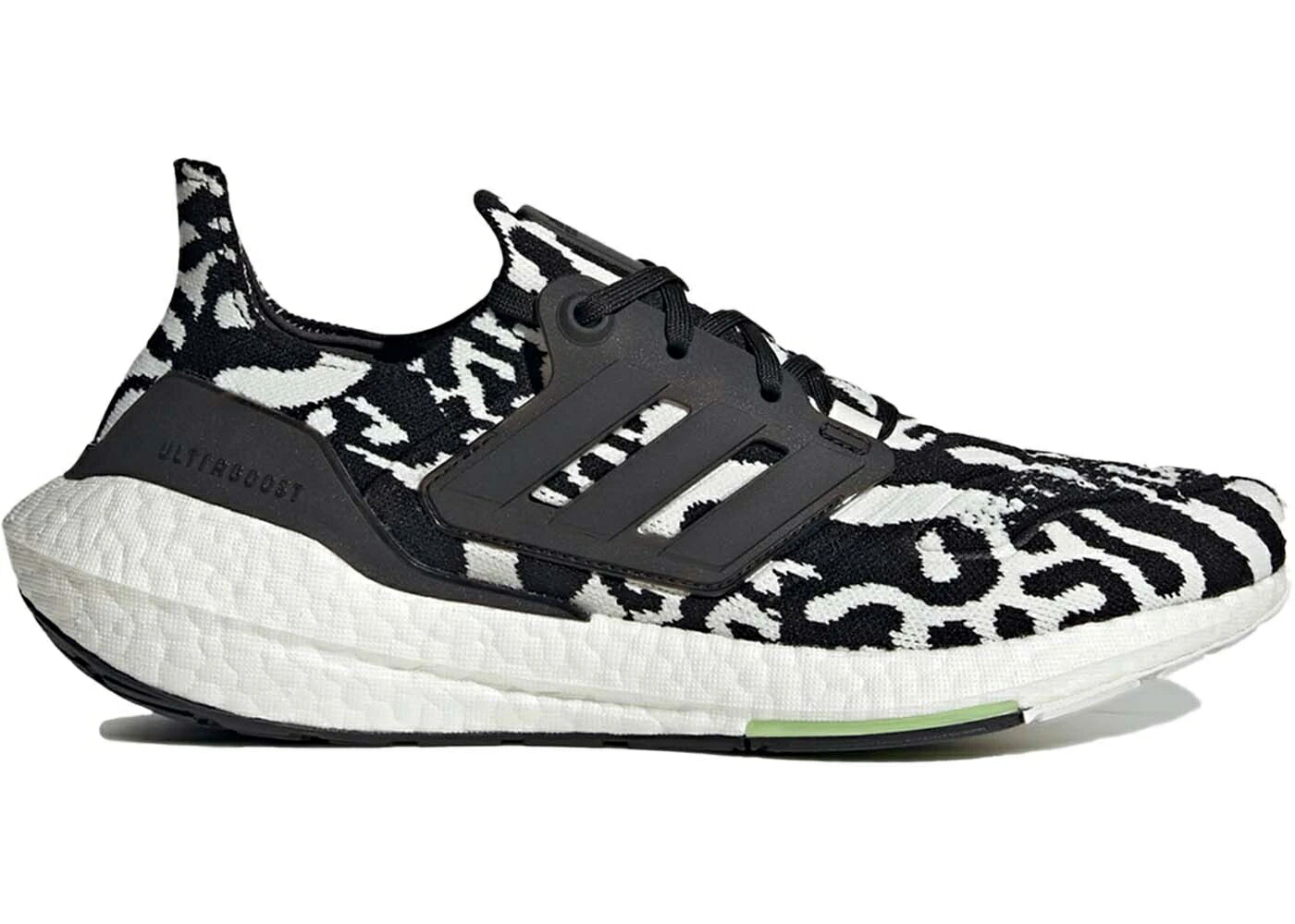 アディダス ウルトラ ブースト コア 黒色 ブラック ウルトラブースト スニーカー メンズ ADIDAS ULTRA BOOST 22 ZEBRA / CORE BLACK CORE BLACK ALMOST