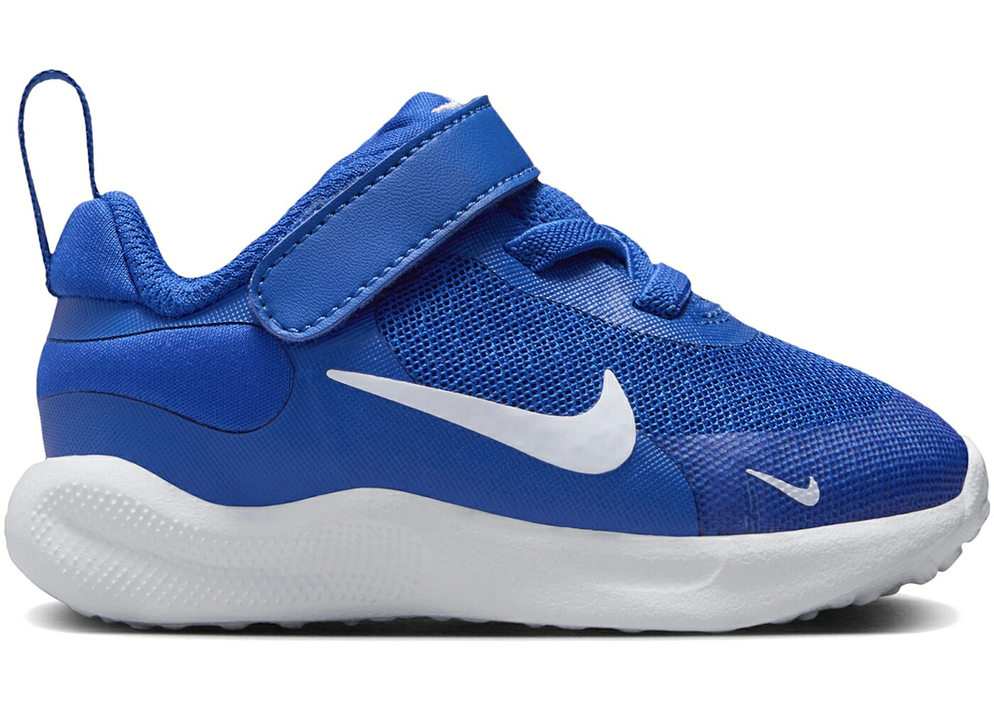 ナイキ レボリューション ゲーム 黒色 ブラック 白色 ホワイト ゲームロイヤル 青 ブルー ジュニア キッズ NIKE REVOLUTION 7 GAME ROYAL BLACK WHITE (I) / GAME ROYAL BLACK WHITE ベビー マタニティ スニ｜スニケス