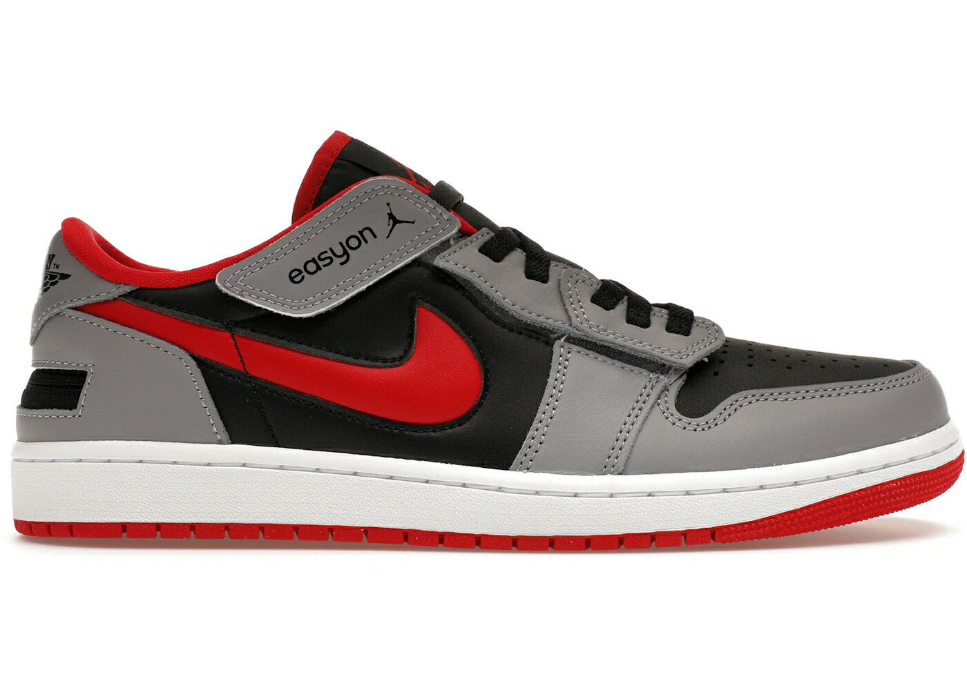 ナイキ ジョーダン ファイア 赤 レッド 灰色 シメント グレー 黒色 ブラック 白色 ホワイト スニーカー メンズ JORDAN 1 LOW FLYEASE FIRE RED CEMENT GREY / BLACK CEMENT GREY WHITE FIRE RED