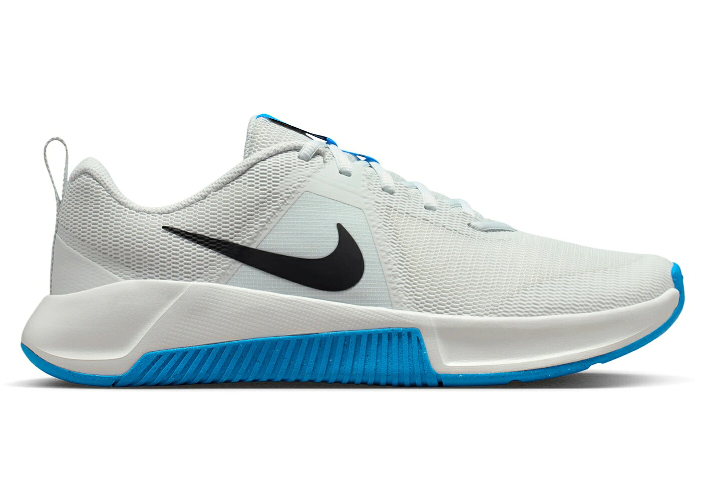 ナイキ トレーナー 白色 ホワイト 青色 ブルー スニーカー メンズ NIKE MC TRAINER 3 SUMMIT WHITE BLUE HERO / OFF WHITE SUMMIT WHITE BLUE HERO