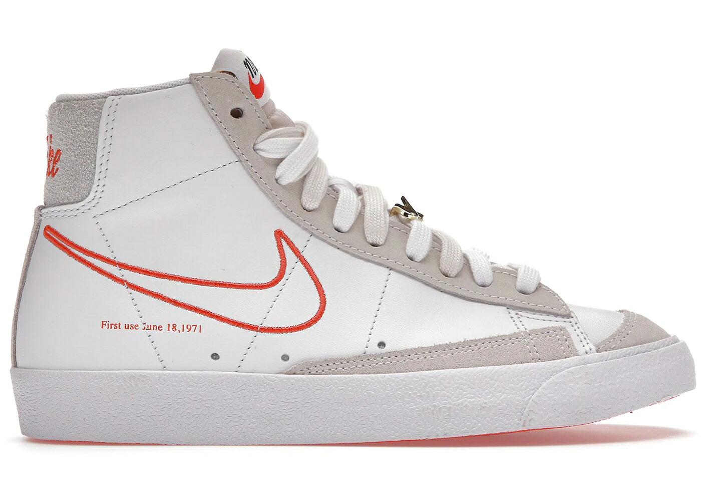 ナイキ ブレイザー ミッド 白いこと 白いこと 橙 オレンジ色 WOMEN\u0027S スニーカー レディース NIKE BLAZER MID 77 SE FIRST USE WHITE (WOMEN\u0027S) / WHITE ORANGE SUMMIT WHITE SAIL