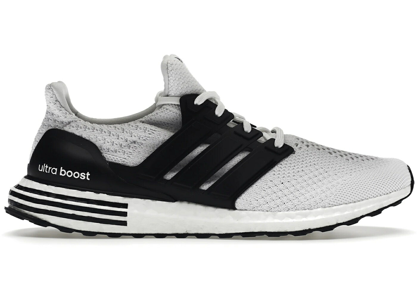 アディダス ウルトラ ブースト 白色 ホワイト 黒色 ブラック ヒール コア ウルトラブースト 5.0 スニーカー メンズ ADIDAS ULTRA BOOST DNA WHITE BLACK HEEL STRIPES / CLOUD WHITE CLOUD WHITE CORE