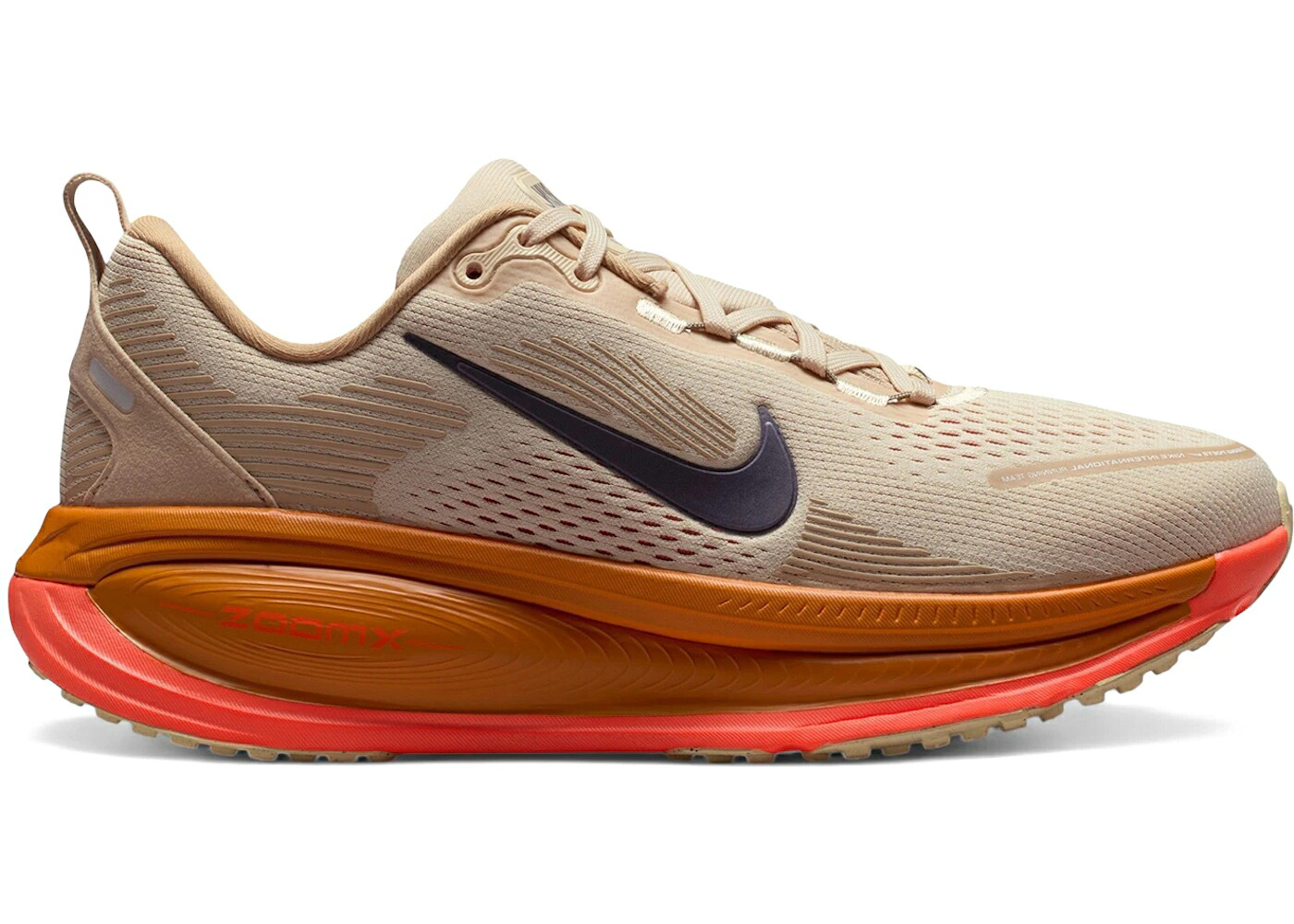 ナイキ カーキ モナーク スニーカー メンズ NIKE VOMERO 18 RUNNING POETS / LIGHT KHAKI MONARCH BRIGHT