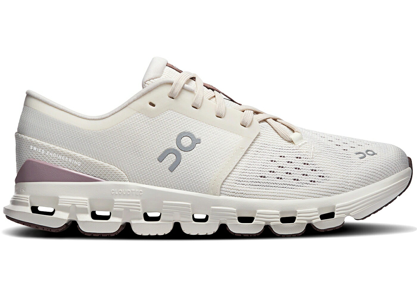 オン 象牙色 WOMEN\u0027S スニーカー レディース ON RUNNING CLOUD X 4 IVORY HERON (WOMEN\u0027S) / IVORY HERON