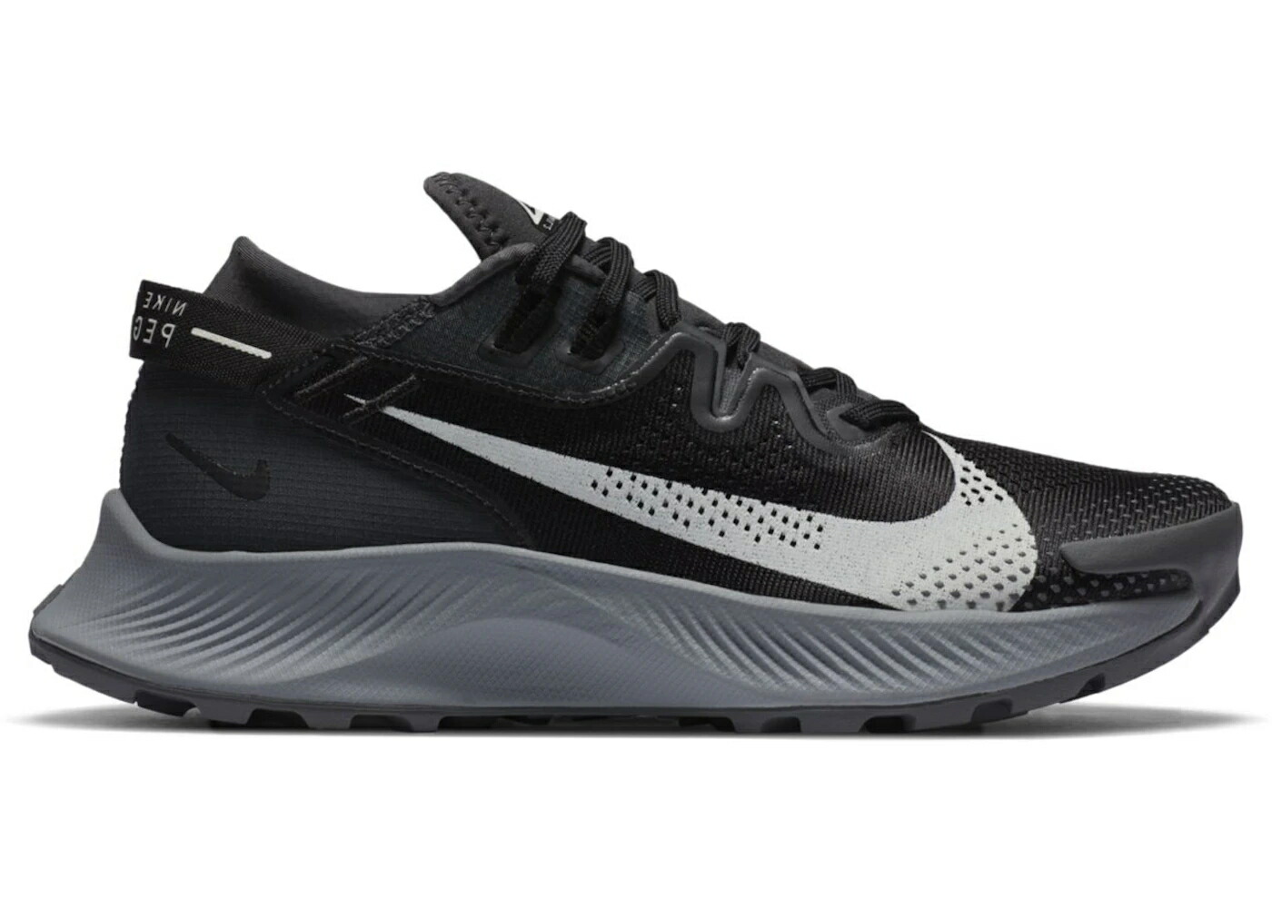 ナイキ ペガサス 灰色 グレー 黒色 ブラック WOMEN'S スニーカー レディース NIKE PEGASUS TRAIL 2 DARK SMOKE GREY (WOMEN'S) / BLACK DARK SMOKE GREY PARTICLE