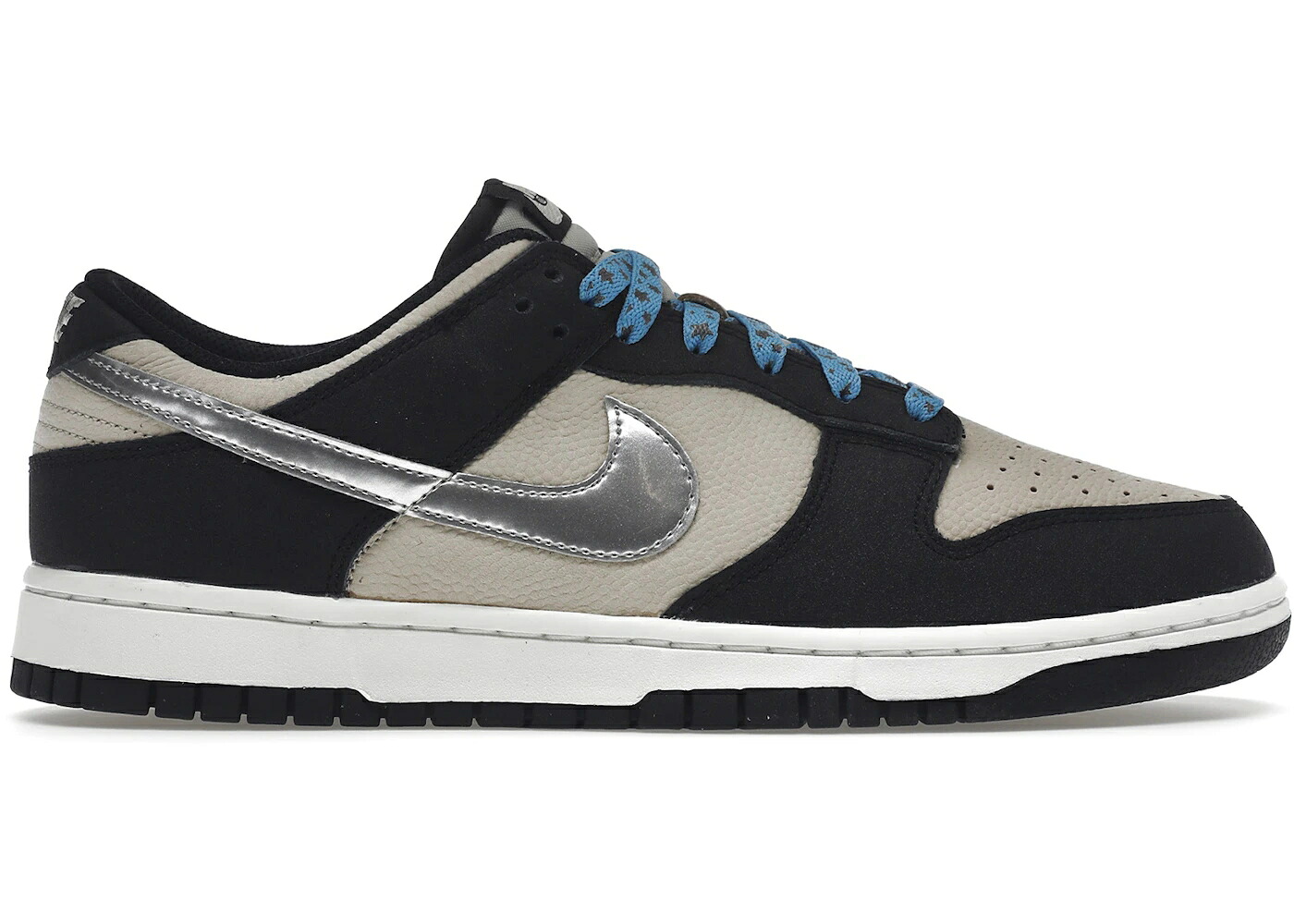ナイキ ダンク しろがね色 しろがね色 黒いこと 黒いこと ダンクロー WOMEN\u0027S スニーカー レディース NIKE DUNK LOW STARRY LACES (WOMEN\u0027S) / LIGHT BONE METALLIC SILVER BLACK