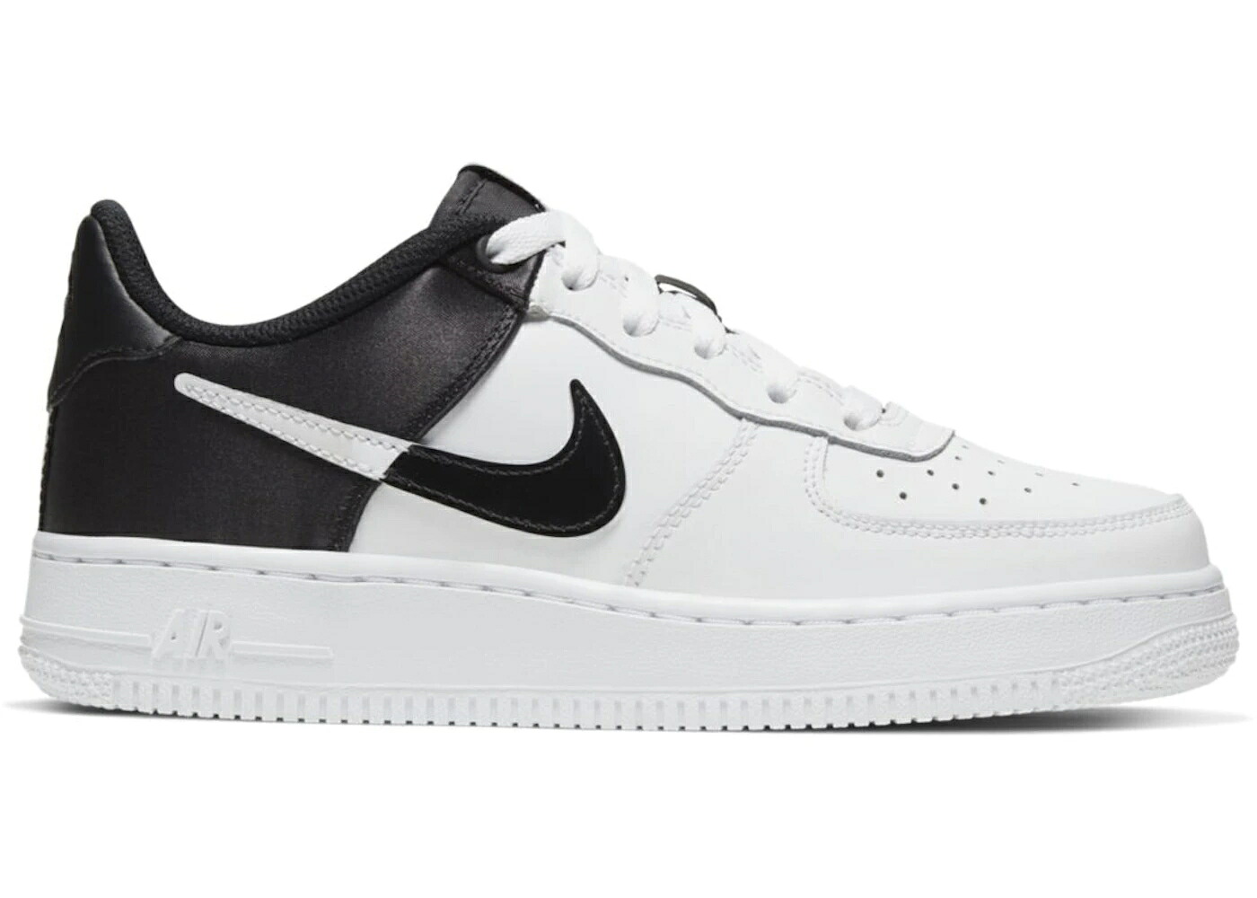 ナイキ スパーズ 白色 ホワイト 黒色 ブラック エアフォース ジュニア キッズ NIKE AIR FORCE 1 LOW LV8 SPURS (GS) / WHITE WHITE BLACK ベビー マタニティ スニーカー