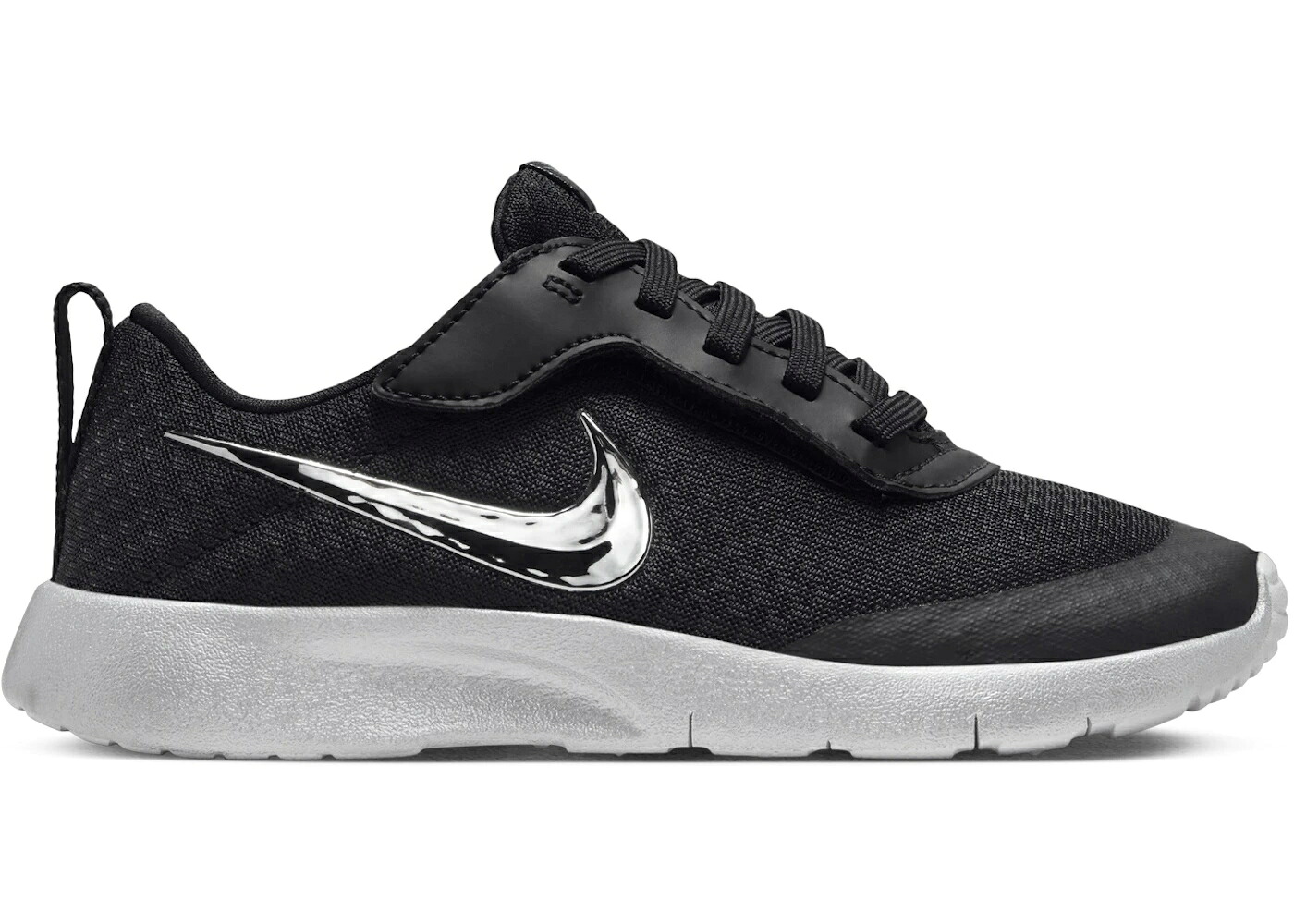 ナイキ 黒色 ブラック 灰色 グレー 銀色 シルバー ジュニア キッズ NIKE TANJUN SE EASYON BLACK SMOKE GREY PHOTON DUST METALLIC SILVER (PS) / BLACK SMOKE GREY PHOTON DUST ベビー マタニティ スニーカー｜スニケス